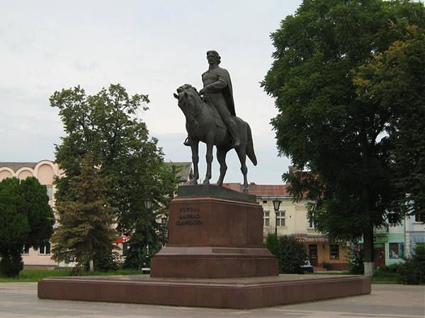 Памятник Даниле Галицкому в Галиче (Ивано-Франковска область)